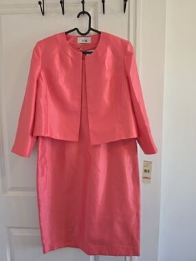 Le Suit Pink Skirt 2 Piece Suit- Coral